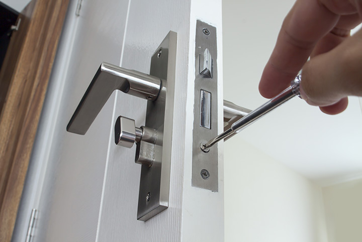 Our local locksmiths are able to repair and install door locks for properties in West Ealing and the local area.